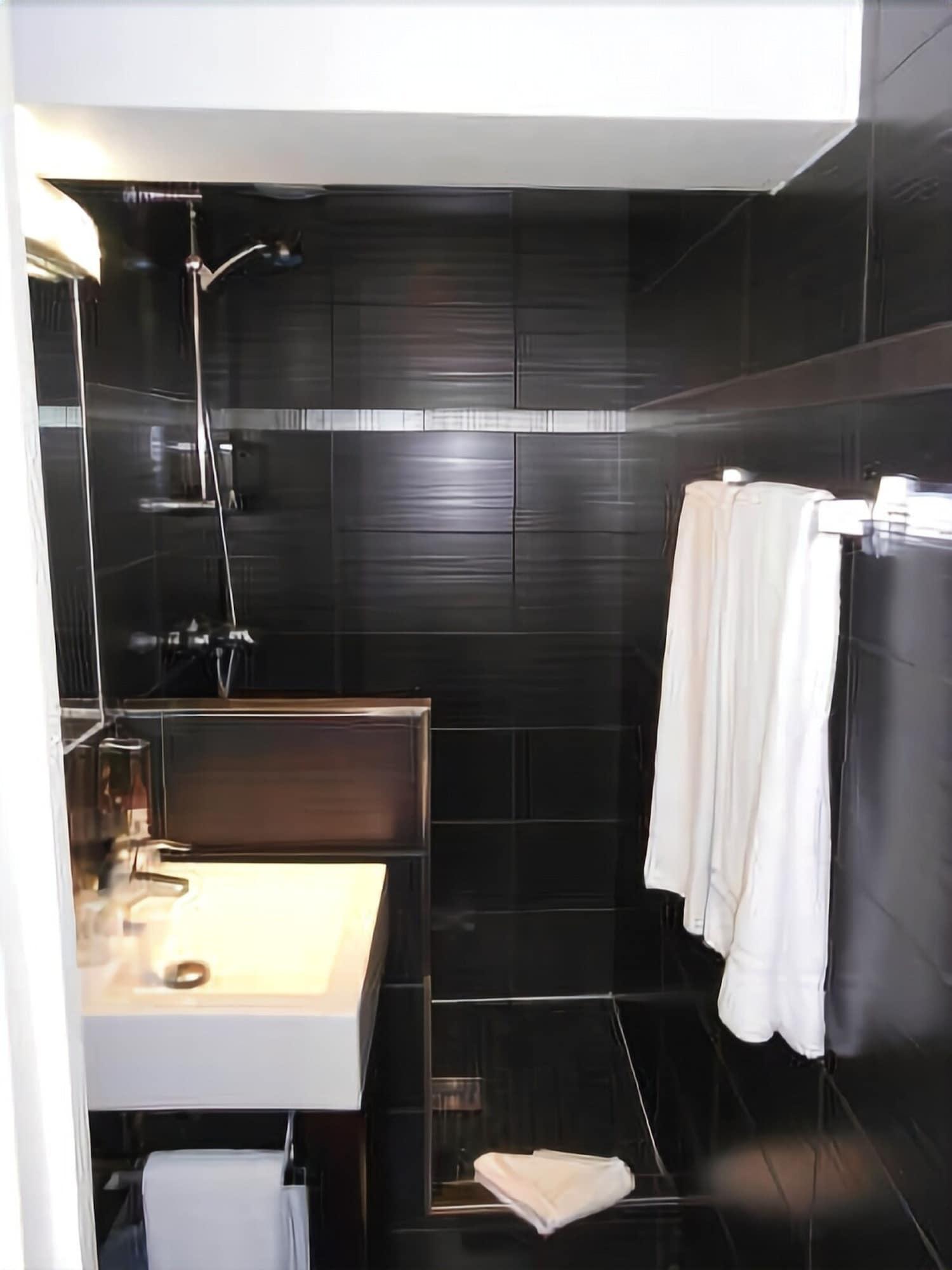 Hotel Du Leman Париж Экстерьер фото